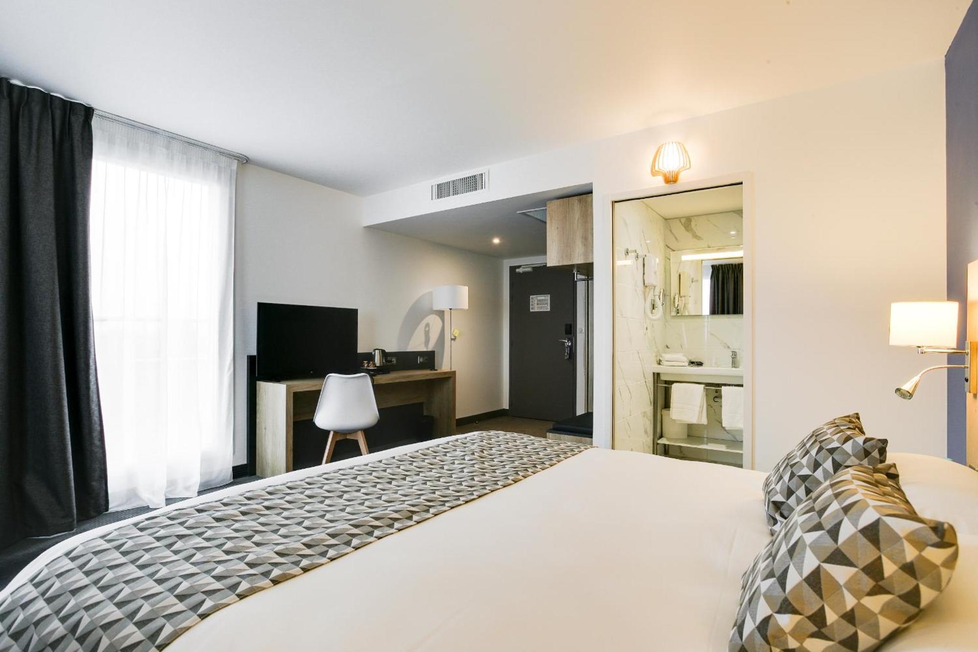 Brit Hotel Confort Loches Eksteriør billede